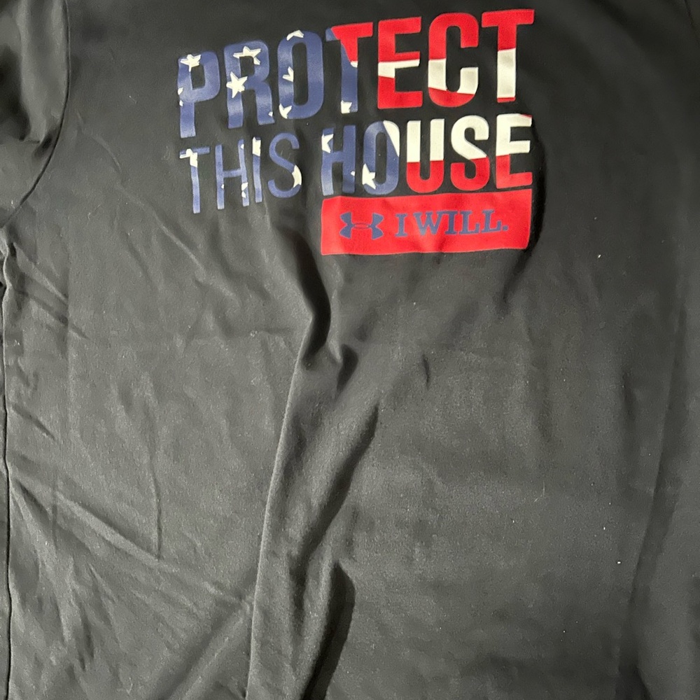 Under Armour Black HeatGear Shirt